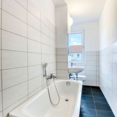 Badezimmer 2022.jpg