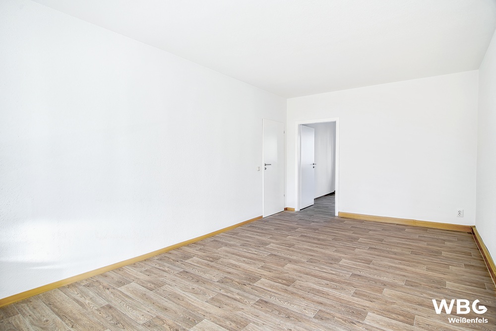 Wohnzimmer (2) 2022.jpg